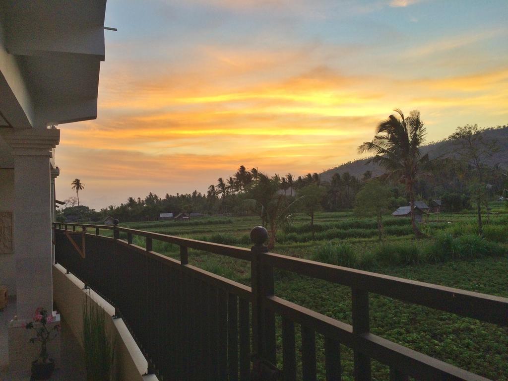 D'Sawah Amed Homestay & Warung Quarto foto